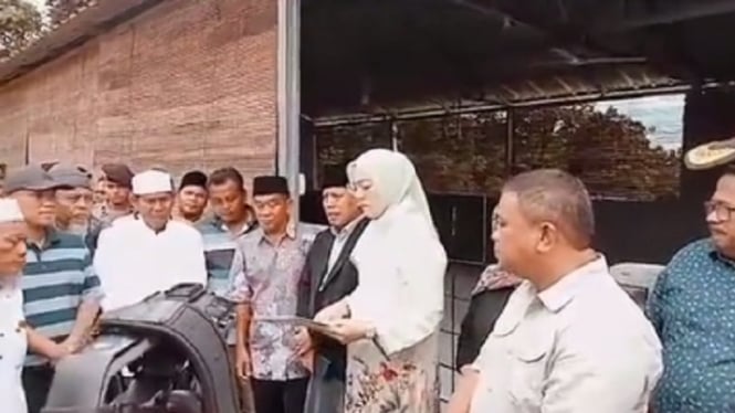 Bupati Purwakarta, Anne Ratna Mustika segel tempat ibadah GKPS