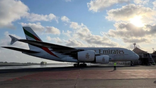 Pesawat Emirates