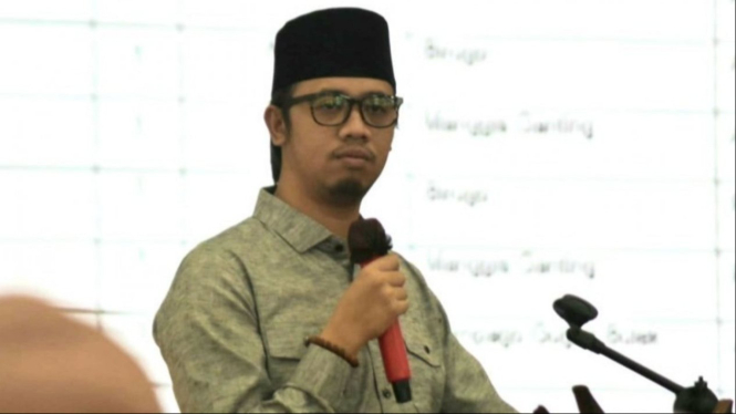 Sosiolog UNP Sumatera Barat, Erianjoni