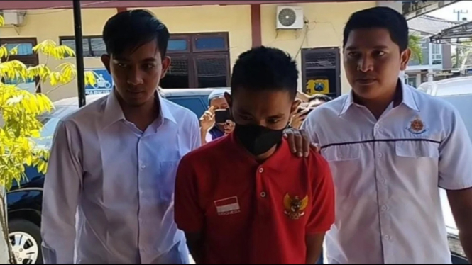 Saiful (24) warga Pamekasan, pelaku pencabulan siswa SD