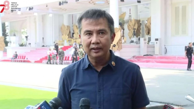 Bey Triadi Machmudin, PJ Gubernur Jawa Barat