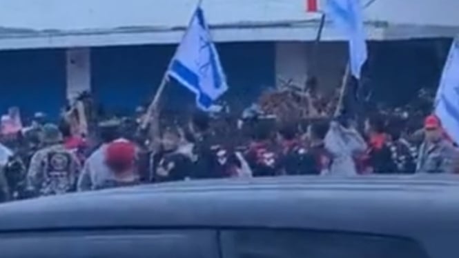 Laskar Manguni kibarkan bendera Israel di Kota Bitung, Sulut