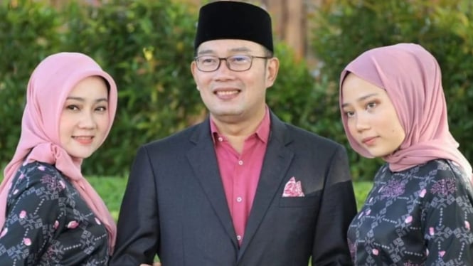 Keluarga mantan Gubernur Jabar, Ridwan Kamil.
