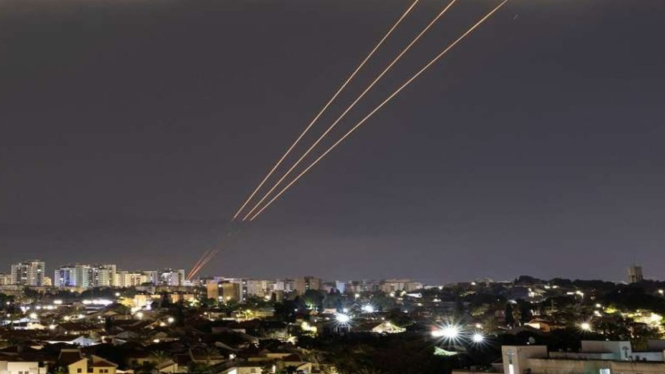 Serangan rudal Iran ke Ibu Kota Israel.