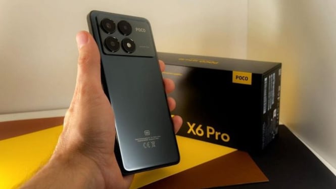 Tampilan smartphone POCO X6 Pro