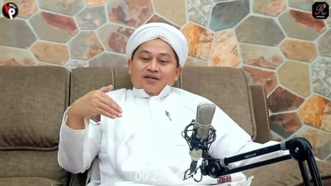 Kiai Imaduddin Al-Bantani (Ulama Banten).