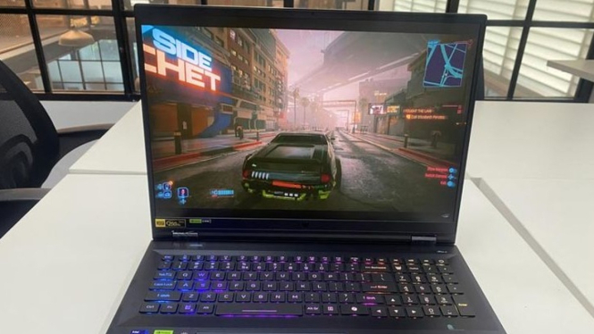 Acer Predator Helios 18 PH18