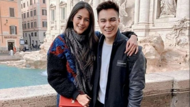 Paula Varhoeven dan Baim Wong.