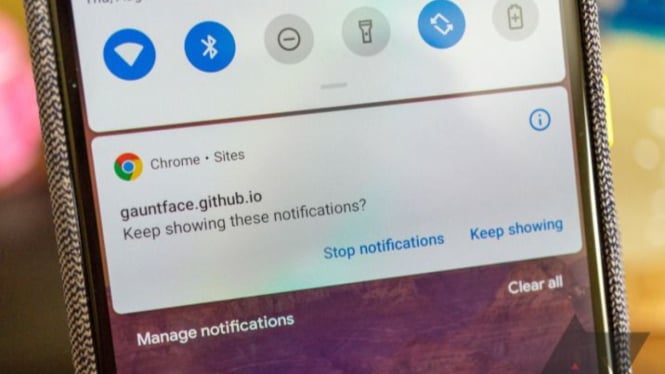 Tampilan notifikasi Google di ponsel