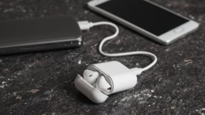 Earphone bluetooth dicharge di powerbank