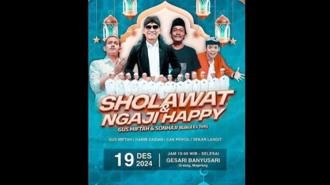 Acara sholawatan Gus Miftah dan Sonhaji.