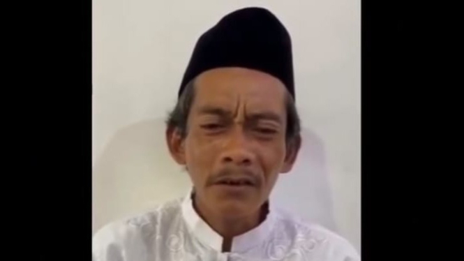 Sonhaji penjual es teh viral.