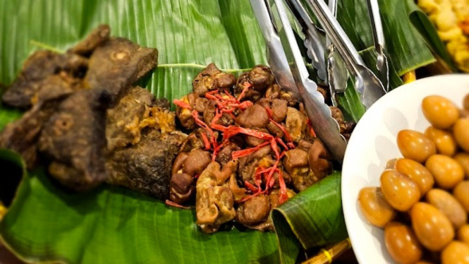 Menu Masakan Nasi Tempong Resto
