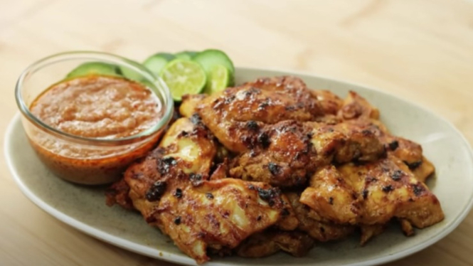 Ayam Panggang Juicy Saus Kacang
