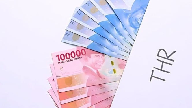 Ilustrasi uang THR