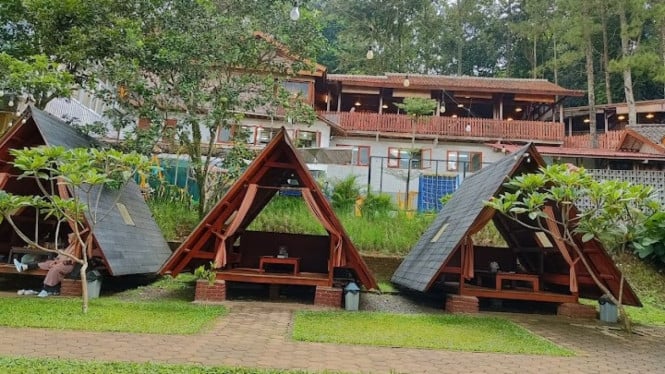 De Tuik Resto Bandung