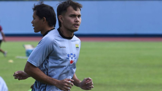Bek kiri Persib Muhammad Rezaldi Hehanussa