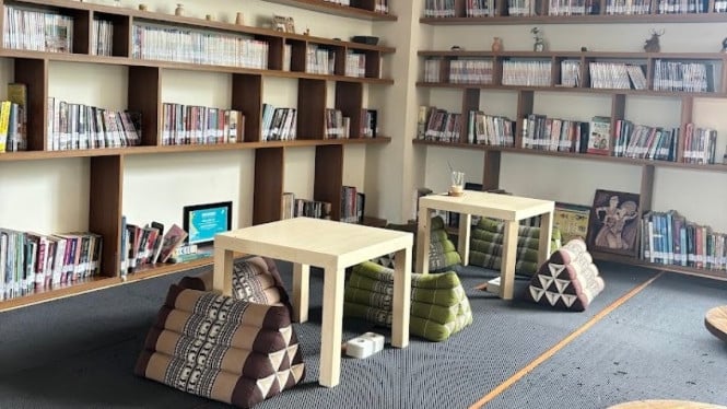 Nimna Bookcafe