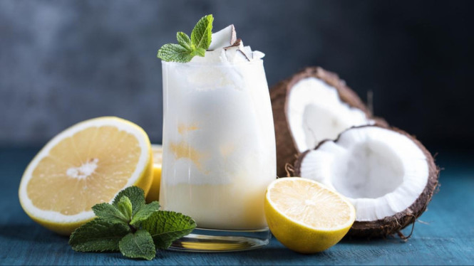 Es Susu Kelapa Muda