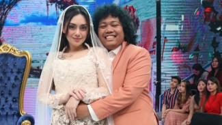 Celine Evangelista Ngaku Tak Pacaran dengan  Marshel; Cuma Ada Perasaan Sayang dan Peduli