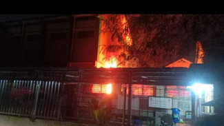 Breaking News: Kebakaran di Bandung Hanguskan Gudang Mainan