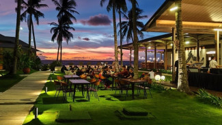 Bosen Nginap di Hotel saat Liburan ke Pantai Anyer? Yuk Cobain Glamping Seru Ini