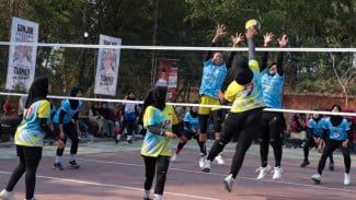 Peringati Hari Stroke Sedunia, Relawan Des Ganjar Gelar Turnamen Voli Emak-emak di Serang