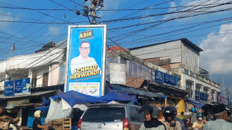 Spanduk dan Baliho Bakal Calon Walikota Achmad Herwandi Bertebaran di Kota Serang, Yakin Menang?
