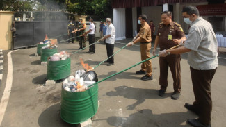 20 Kilogram Sabu dan Uang Palsu Dimusnahkan Kejari Kabupaten Tangerang