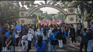 Demo Hardiknas 2025, PMII: Tuntut Pemkot Serang Tuntaskan Masalah Pendidikan Sekarang Juga