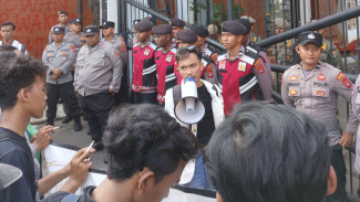 Sekolah Gratis Gubernur Banten Dituding Cuma Janji Politik, Aktivis Mahasiswa Tuntut Transparansi dan Aksi Nyata