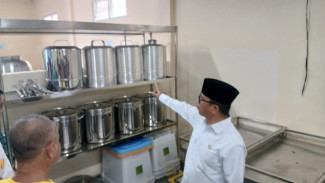 Resmikan Dapur SPPG MBG di Tangerang, Mendes Pastikan Desa Terlibat Dalam Pasokan Bahan Pokok