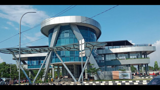 Warga Kota Serang Protes, Minimarket di Terminal Pakupatan Ancam Penghasilan Pedagang Kecil, Dibangun di Lahan Hijau