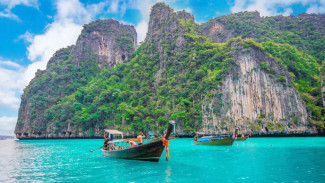 Proyek Hilirisasi Nikel di Raja Ampat Digugat, Hancurkan Hutan dan Ancam Laut, Aktivis Banten: Hentikan Tambang!