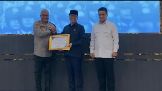 Kapolres Serang AKBP Condro Sasongko Dapat Penghargaan dari Kemendes PDT