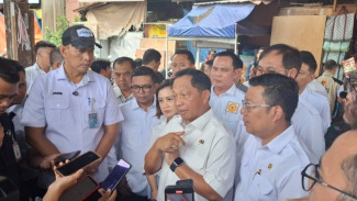 Mendagri Tito Sidak Pasar Rau, Sebut Harga Bapok di Kota Serang Masih Stabil