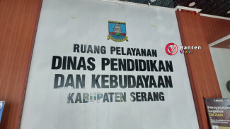 Miris, Kadindikbud Kabupaten Serang Punya Harta Rp1,45 Miliar, Siswa SDN Palamakan 1 Belajar Bergantian di Sekolah Rusak