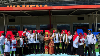 Perantau Minang Terdampak Ricuh Yalimo Dibantu Andre Rosiade Rp400 juta