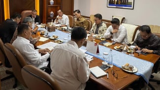 Bahas Program Strategis Pemerintah, Menteri Kabinet Merah Putih Rapat Bareng Wakil Ketua DPR Sufmi Dasco