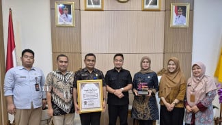 Kebijakan Penanganan Stunting Walikota Cilegon Diganjar Penghargaan oleh Adinkes dan Pemerintah Pusat