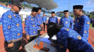 Kota Tangerang Serahkan SK Pengangkatan pada 5.591 PPPK Paruh Waktu
