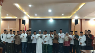 Pansus DPRD Cilegon Bahas Raperda Fasilitasi Pesantren