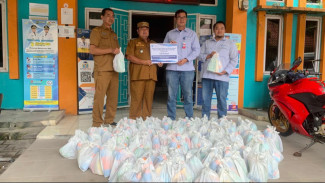 Korban Banjir Cilegon Dapat Bantuan dari Chandra Asri Group