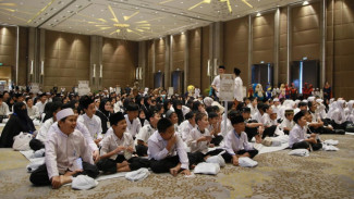 Peringati Nuzulul Qur’an, Ribuan Anak Yatim di Kota Tangerang Terima Santunan