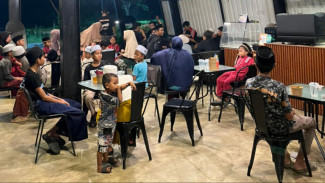 Solidaritas Suporter Perserang dan UMKM, Gelar Buka Puasa Hingga Santunan ke Yatim Piatu