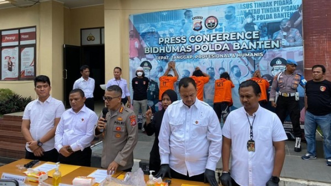 Konferensi Pers Kasus Pembunuhan di Banten