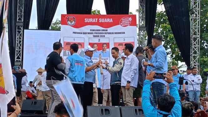 Simulasi Mencoblos Paslon 02, Prabowo-Gibran