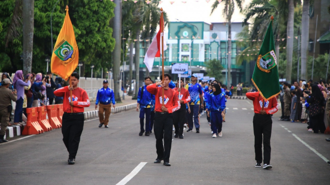 Arak-arakan hitung mundur kegiatan olahraga di Tangerang