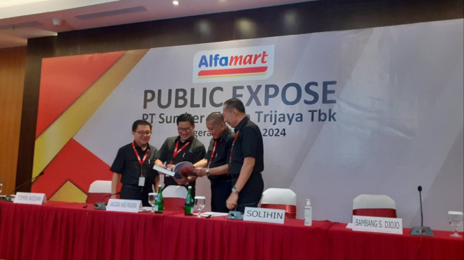 Public Expose PT Sumber Alfaria Trijaya Tbk di Tangerang