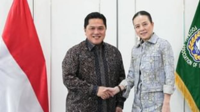 Madam Pang dan Ketua Umum PSSI, Erick Thohir.